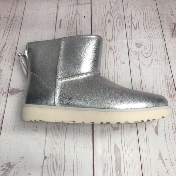 UGG Classic Mini Metallic Ankle Boots in Silver - Picture 3 of 6